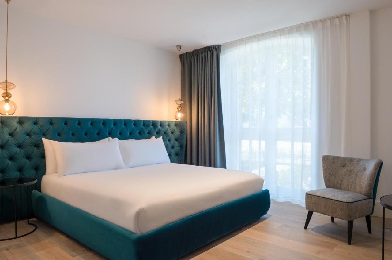 Ginkgo - Biloba Hotel 4*